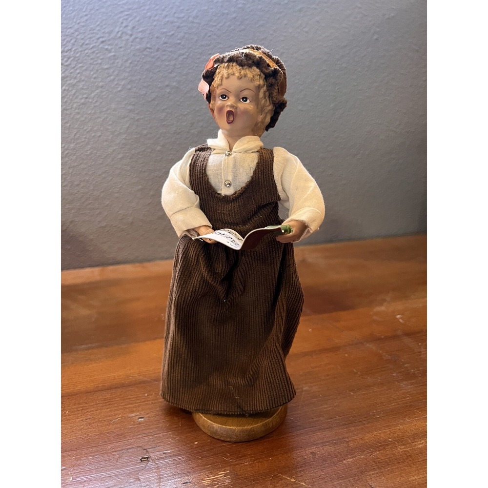 Holiday Christmas Carolers Woman 9" Figure Wood Base Vintage